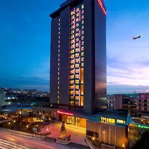 4* Отель Hilton Garden Atatuerk Airport
