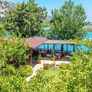Деревянный коттедж Dalyan Pension Дальян